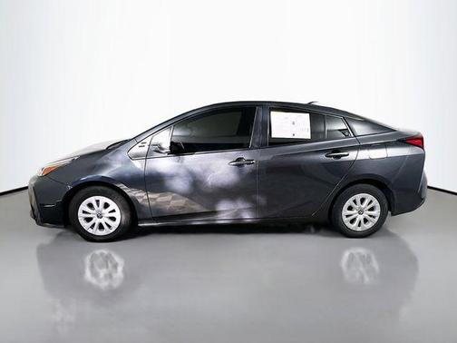 2022 Toyota Prius L