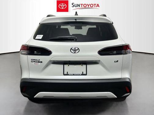 Wind Chill Pearl 2026 Toyota Corolla Cross LE