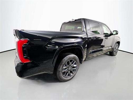 2025 Toyota Tundra Hybrid Platinum