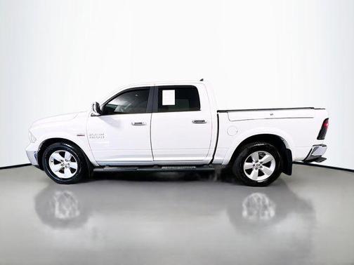 Bright White Clearcoat 2018 RAM 1500 ST