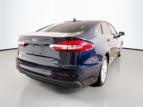 2020 Ford Fusion Hybrid SE