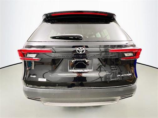 2026 Toyota Grand Highlander Platinum