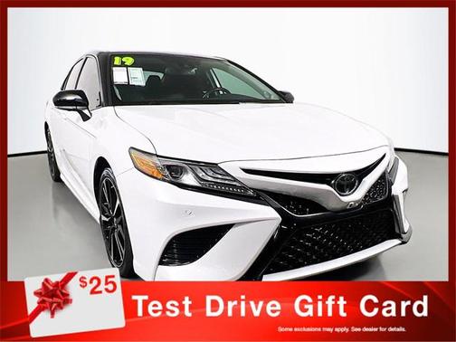 2019 Toyota Camry XSE