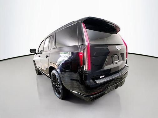 2022 Cadillac Escalade Sport