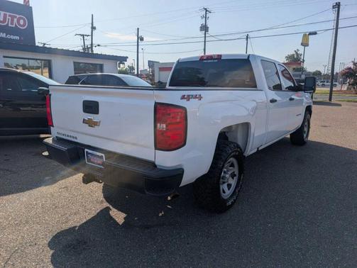 Summit White 2018 Chevrolet Silverado 1500 WT
