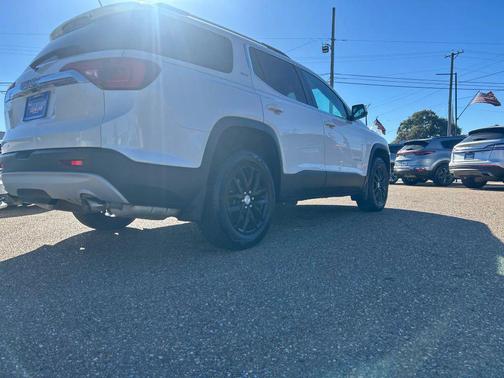 2018 GMC Acadia SLT-1