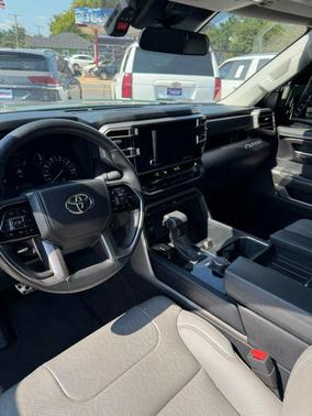 2022 Toyota Tundra SR5