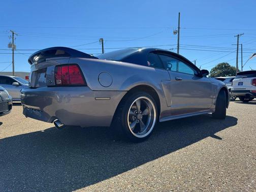 2001 Ford Mustang GT