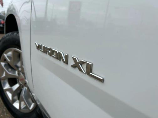 2016 GMC Yukon XL SLT