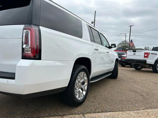 2016 GMC Yukon XL SLT