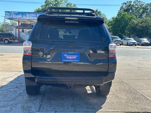 Midnight Black Metallic 2018 Toyota 4Runner TRD Off Road Premium