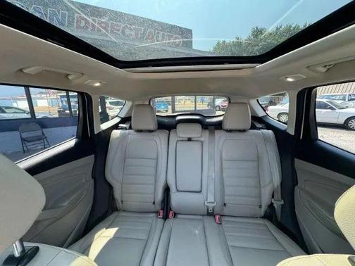 White Platinum Metallic Tri-Coat 2017 Ford Escape Titanium