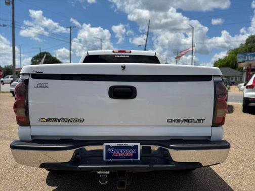 2005 Chevrolet Silverado 1500 LS Crew Cab