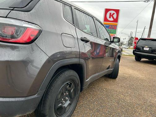 2020 Jeep Compass Sport