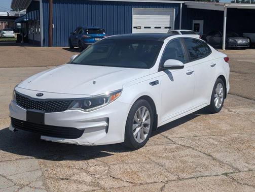 Snow White Pearl 2016 Kia Optima EX