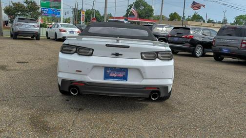 Summit White 2019 Chevrolet Camaro 2SS