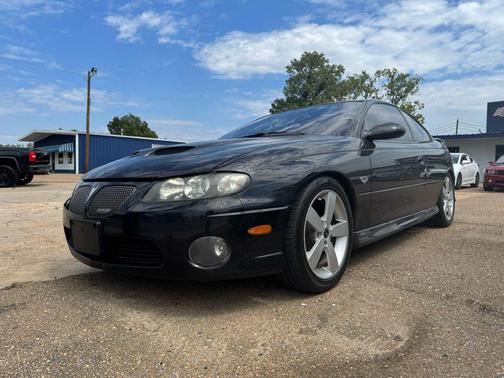 2006 Pontiac GTO Coupe 2D