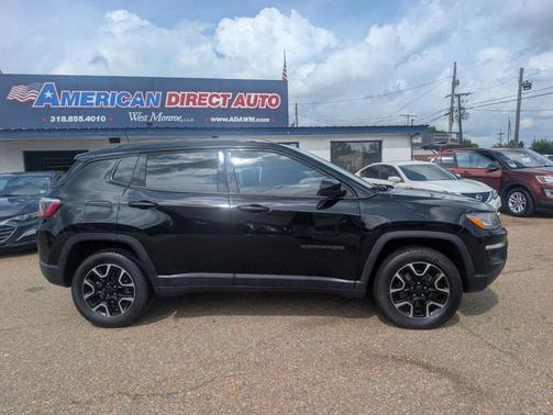 Diamond Black Crystal Pearlcoat 2019 Jeep Compass Upland Edition 4x4