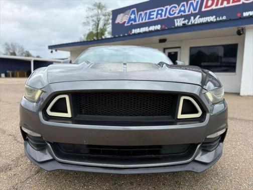 2015 Ford Mustang V6