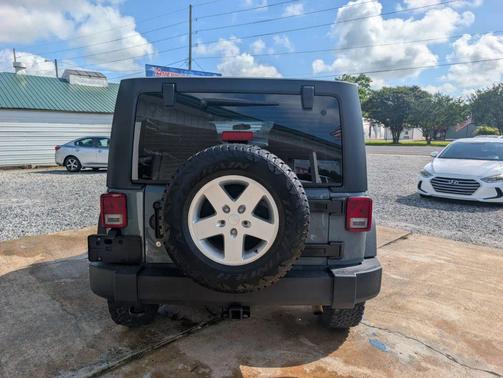Anvil Clearcoat 2015 Jeep Wrangler Unlimited Sport