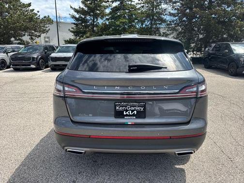 Gray Metallic 2022 Lincoln Nautilus Reserve