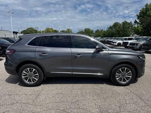 Gray Metallic 2022 Lincoln Nautilus Reserve