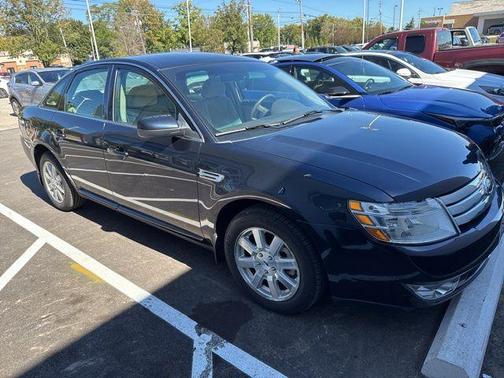 2009 Ford Taurus SE
