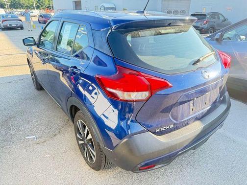 2018 Nissan Kicks SR