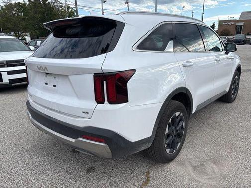 2024 Kia Sorento S