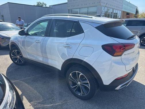 2022 Buick Encore GX Select