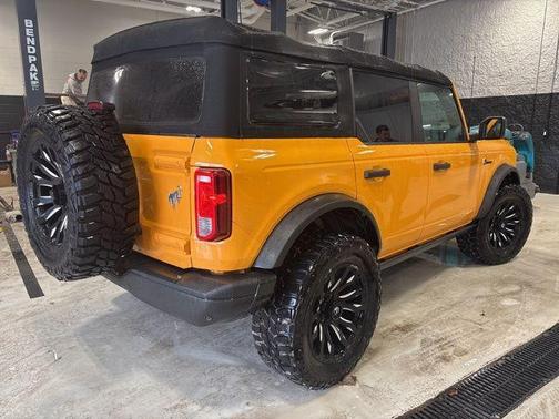 2022 Ford Bronco Black Diamond
