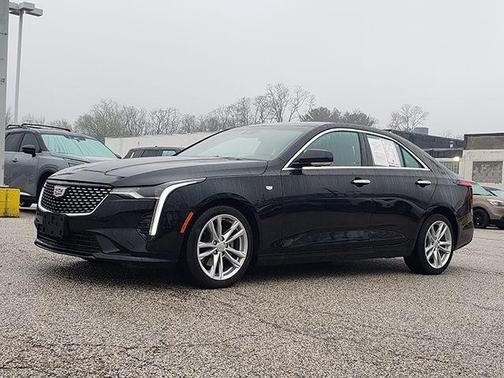2024 Cadillac CT4 Luxury