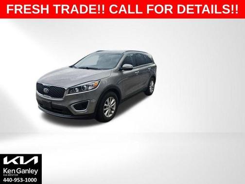 Titanium Silver 2018 Kia Sorento LX