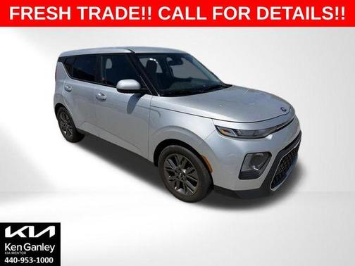 Sparkling Silver 2021 Kia Soul S