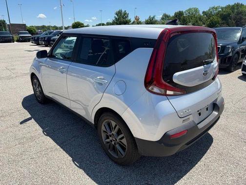 Sparkling Silver 2021 Kia Soul S