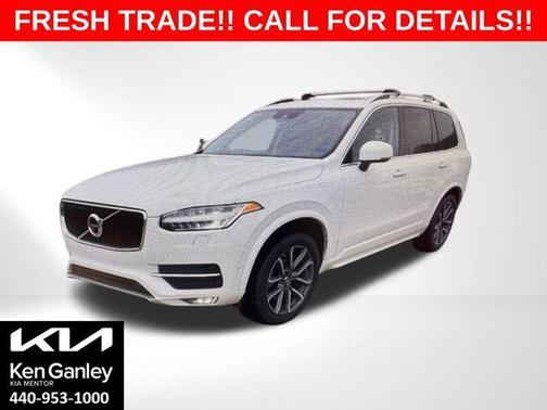2017 Volvo XC90 T6 Momentum