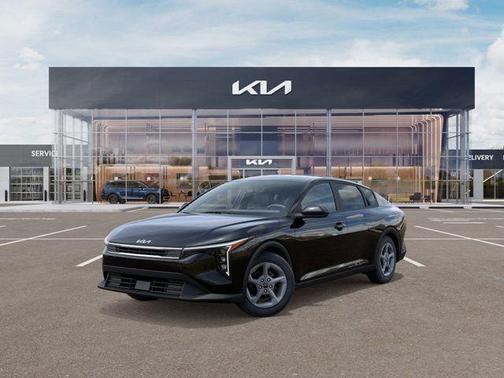 2025 Kia K4 LX