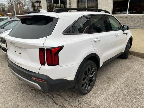 2022 Kia Sorento X-Line EX