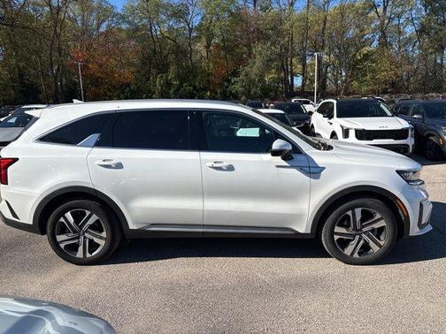 2023 Kia Sorento Hybrid EX