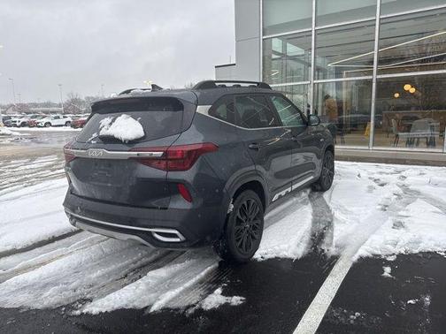 2022 Kia Seltos Nightfall