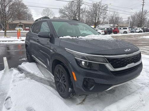 2022 Kia Seltos Nightfall