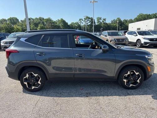 2024 Kia Seltos EX
