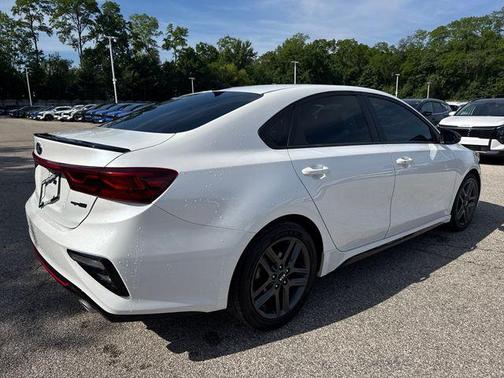 Snow White Pearl 2021 Kia Forte GT-Line