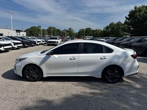 Snow White Pearl 2021 Kia Forte GT-Line