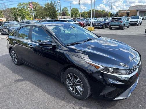 2023 Kia Forte LXS