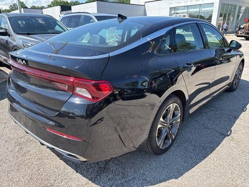 2023 Kia K5 EX