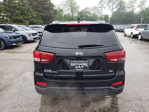 2019 Kia Sorento LX