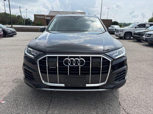 2023 Audi Q7 55 Premium Plus