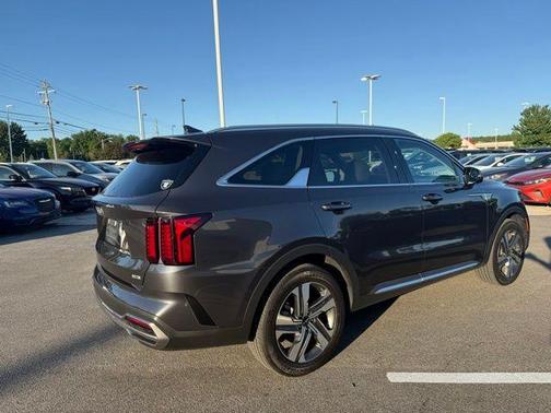 Platinum Graphite 2023 Kia Sorento Hybrid EX