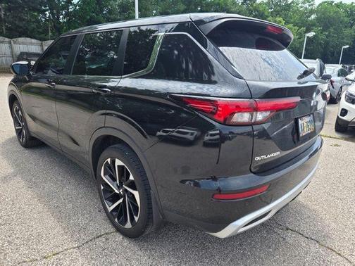 2022 Mitsubishi Outlander